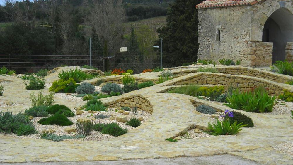 entretien d'espaces verts à carcassonne.jpg